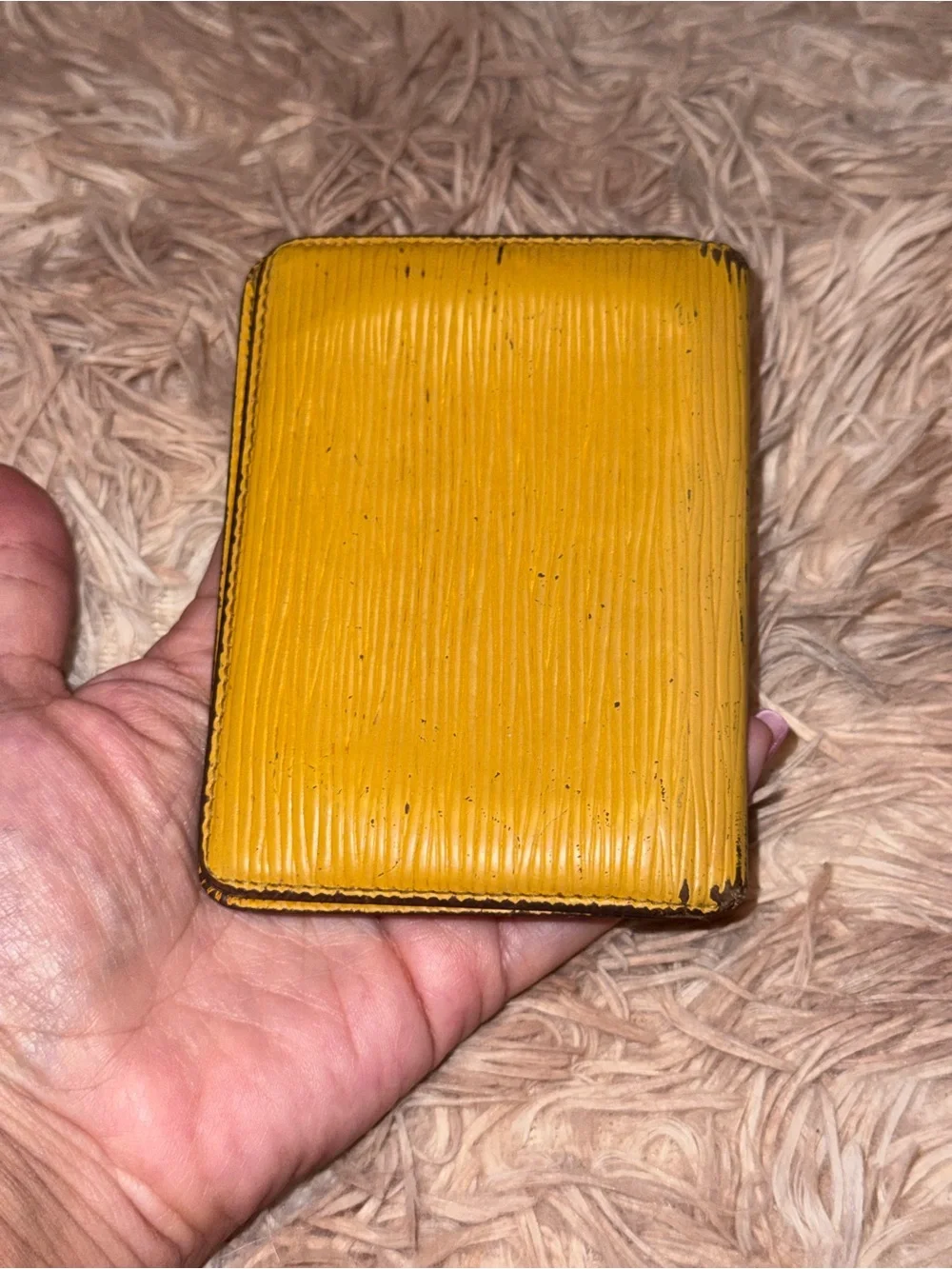 Louis Vuitton Vintage Yellow Epi Porte 2 Cartes Vertical ID Pass Case